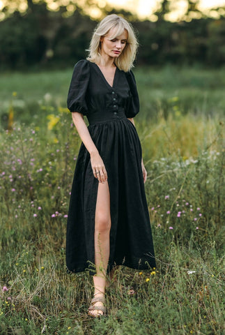Itališka kaimiška juoda lininė midi suknelė