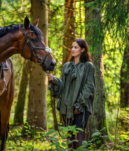 linen blouse with oversized bow and voluminous sleeves – ethically made Lithuanian linen top by Good Taste Citizen.