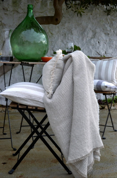 Ostuni Nude Linen Waffle Blanket