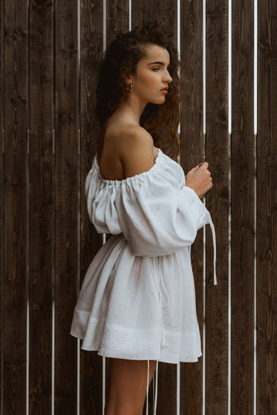 Lininė balta suknelė off shoulder ( daugiau spalvų )